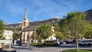 Eine Sängerin buchen für Auftritt im Wallis.