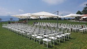 Als Hochzeitssängerin im Hasenstrick in Dürnten.