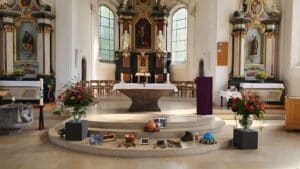Sängerin für Beerdigung in Brugg Aargau buchen.