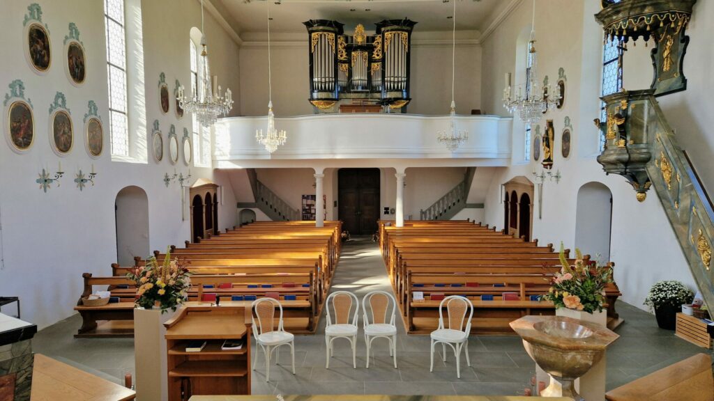 Sängerin Natalie Gozzi singt an Ihrer Hochzeit in Aesch LU.