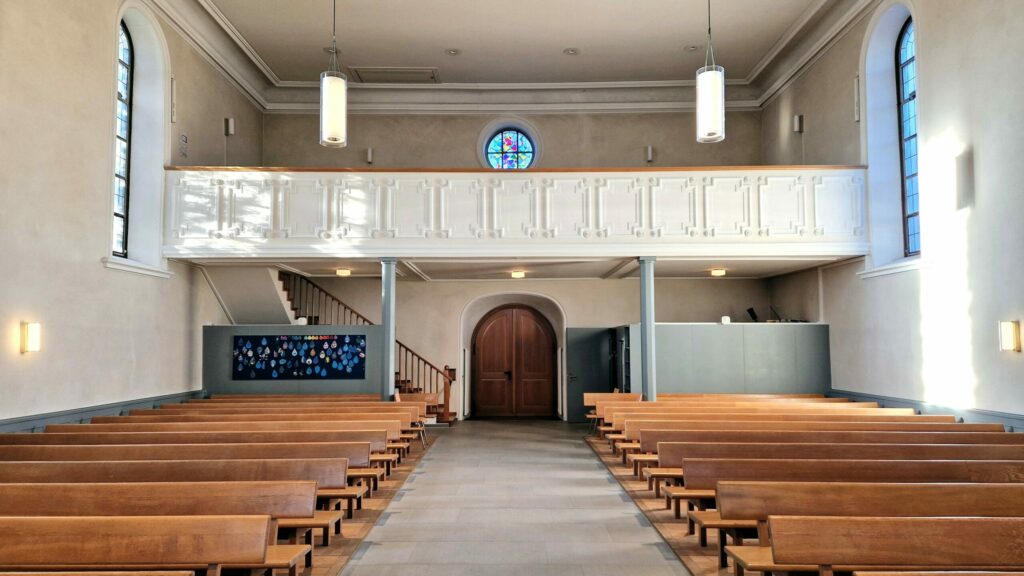 Sängerin Natalie Gozzi für Trauerfeier und Beerdigung in Langnau am Albis und der ganzen Schweiz.