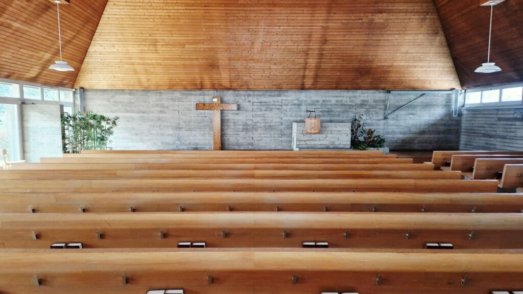 Ihre Sängerin für Trauerfeier und Beerdigung in Uster und im Kanton Zürich.