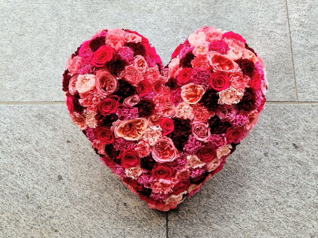 Trauersängerin Natalie Gozzi für Trauerfeier, Beerdigung, Abdankung un Beisetzung in der ganzen Schweiz.