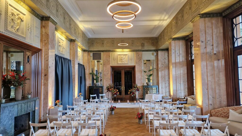 Hier Live-Gesang für Ihre Trauung und Hochzeit buchen - in der ganzen Schweiz.